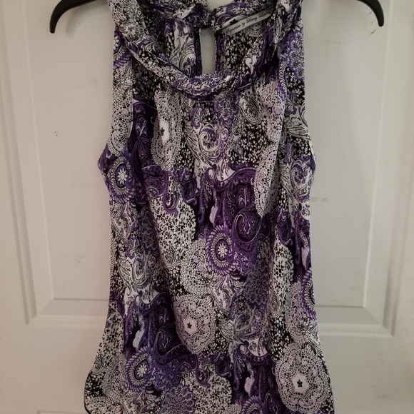 Ladies Tops - Picture 8 of 8